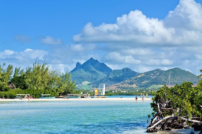 Explore Mauritius With Dubai 