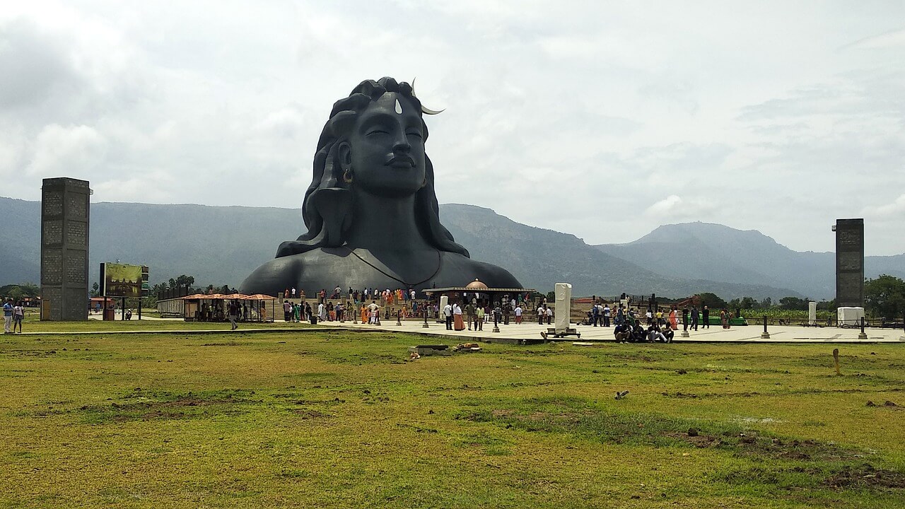 Beauty_of_South_India_Mysore,_Ooty,_Codexnal.jpg