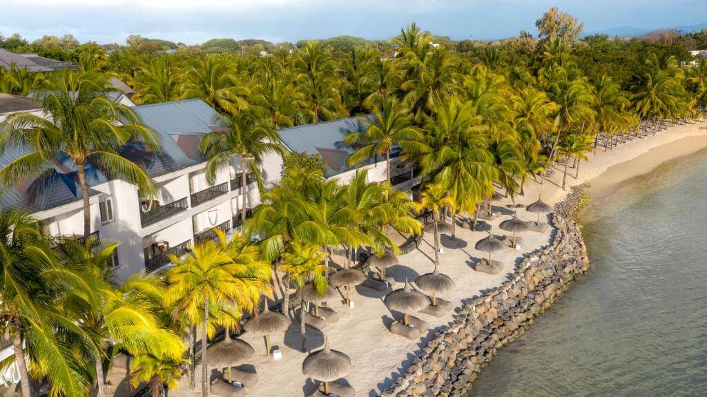 The_Ravenala_Attitude_Hotel_Mauritius1.jpg