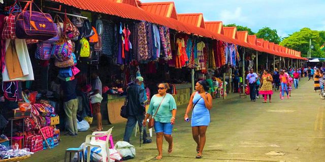 flacq-market-mauritius_(1).jpg